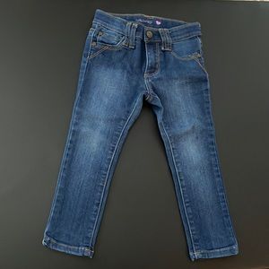 Skinny stretch blue jeans